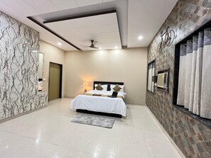 Interior detail - GoBravo 11 6BHK Farm with Pool Sohna Road Gurgaon  (Sohna)