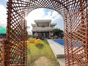 6BHK Villa with Pool & Garden | Garden view - GoBravo 11 6BHK Farm with Pool Sohna Road Gurgaon  (Sohna)