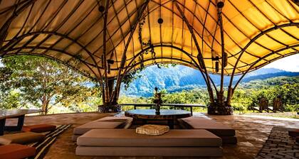 Eco Luxe Glamping Nest #5 - 2 Queen Beds at Holos