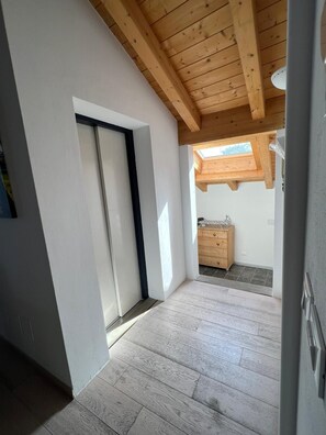 Interior - Cozy two-room classic apartment in Bologna, with pets allowed (Bologna)