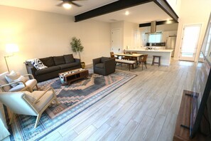 تلفزيون، مكتب