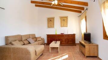 Casa, 4 dormitoris, terrassa | Sala d'estar