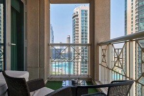 Apartment, Balcony | Balcony - Bellavista-Striking-1Bedroom with Annex (Dubai)