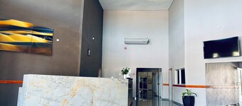 Dikukama Executive Hotel