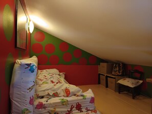 1 bedroom, iron/ironing board, WiFi, bed sheets - Homestay in the countryside (Chaley)