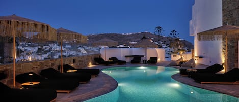 Bar en bord de piscine