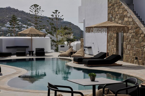 Poolside bar - Kalea Mykonos (Mykonos)