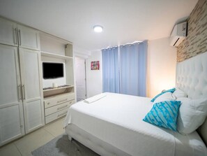 3 bedrooms, WiFi, bed sheets