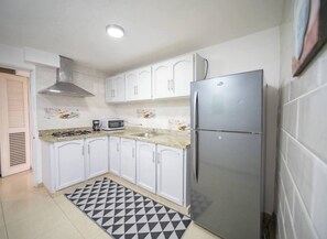 Microwave, stovetop