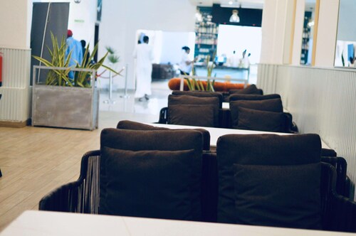 Alyusra Palm Tree Hotel