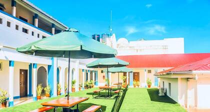 Alyusra Palm Tree Hotel