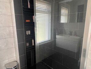 Kamar mandi