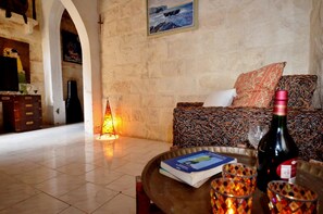 Chambre, 1 chambre, fumeur, balcon | Salle de séjour