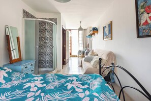 Room, 1 Bedroom, Smoking, Balcony | 1 bedroom