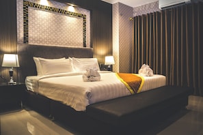 Deluxe Double Room | 办公桌、笔记本电脑工作区、免费 WiFi