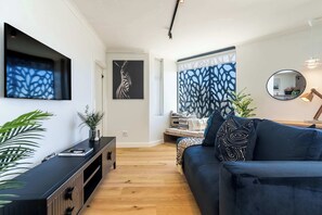 TV, offices