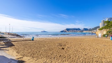 Vlak bij het strand