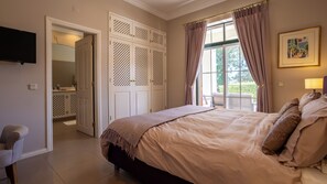 3 dormitorios, tabla de planchar con plancha, wifi gratis y ropa de cama