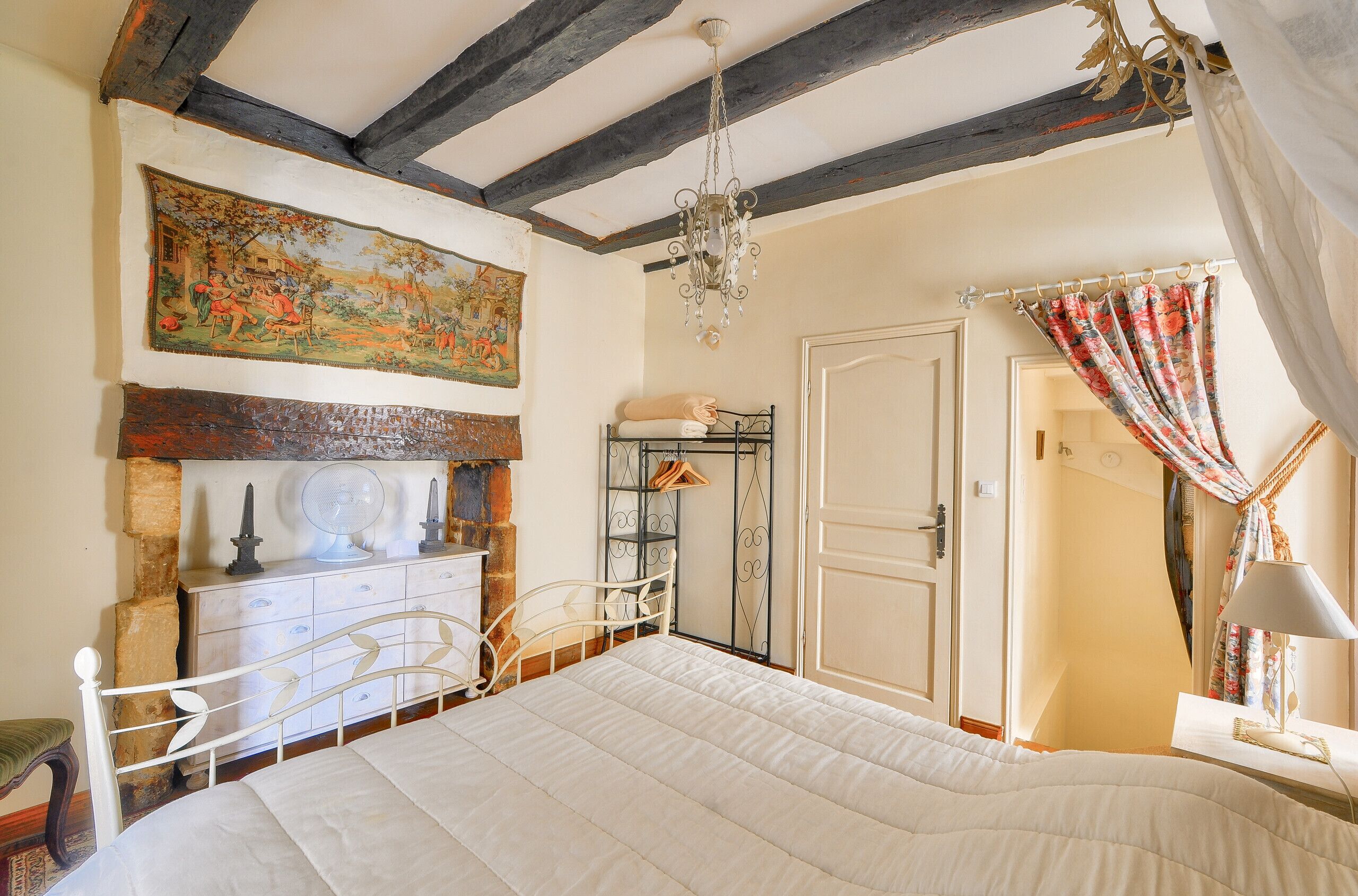 2 bedrooms, free WiFi