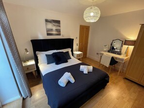 1 soverom, strykejern/-brett, wi-fi og sengetøy