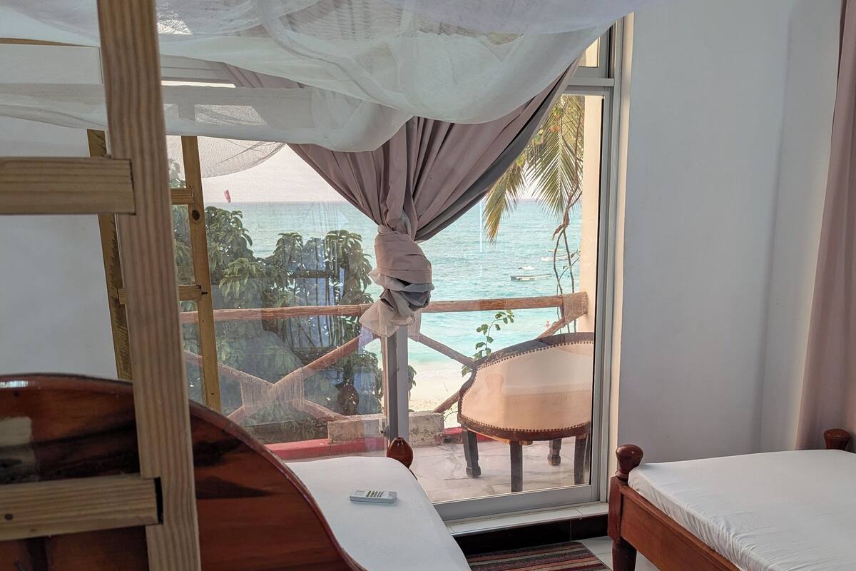 Habitació doble Comfort, vistes al mar | Escriptori, espai de treball apte per a portàtils i wifi gratuïta 