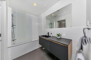 مجففات شعر، مناشف