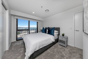 1 غرفة نوم ومكتب ومكواة/لوح كي وواي فاي مجانًا