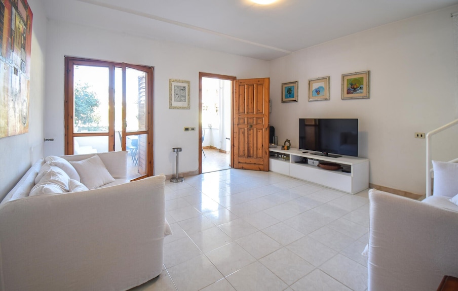 3 Bedroom Cozy Home In Lavinio - Anzio