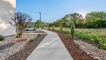 บริเวณภายนอก