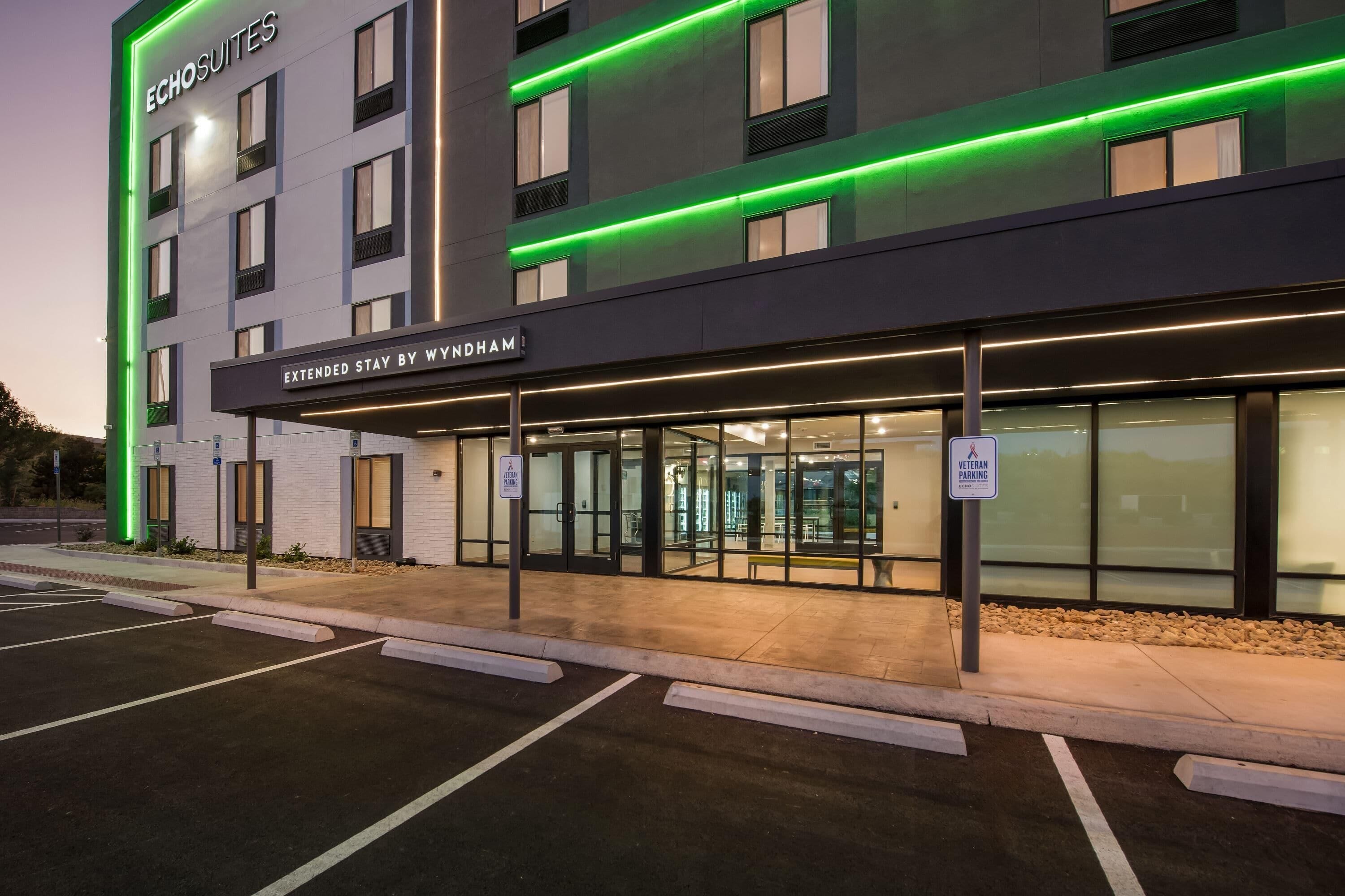 Photo - ECHO Suites Extended Stay by Wyndham Reno