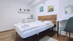 1 bedroom, WiFi, bed sheets