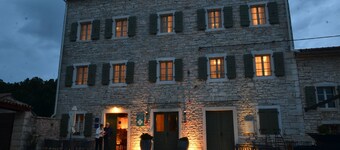 Tranquil Getaway With Shared Pool in Bale