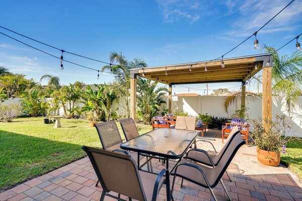 Modern Family Home W/ Patio & Yard In Cape Coral! - Fort Myers, FL