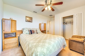 House (3 Bedrooms) | Interior