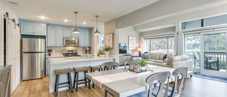 Apartment (2 Bedrooms) | Front of property
