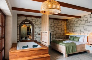 Deluxe Room, Balcony, Mountain View | Free minibar, in-room safe, laptop workspace, free WiFi