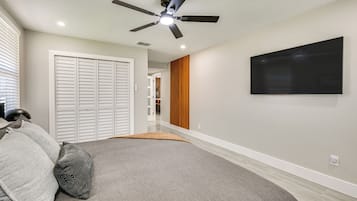 Nhà (3 Bedrooms) | Nội thất