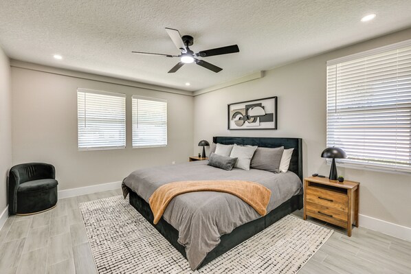 House (3 Bedrooms) | Interior