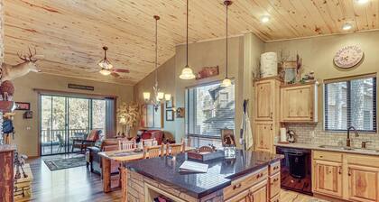 Rustic Retreat w/ Spacious Deck in Show Low!