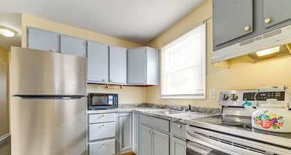 Near Hospitals: Home w/ Yard in Albany!