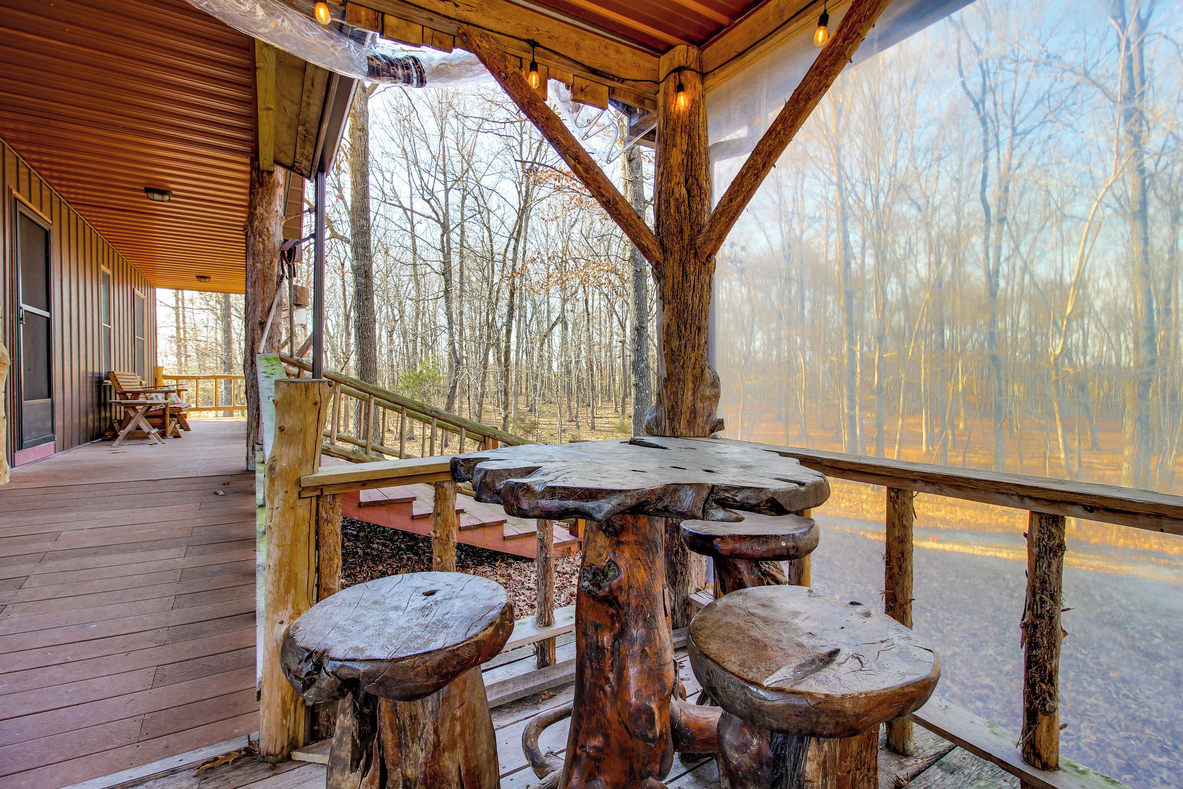 House (2 Bedrooms) | Interior