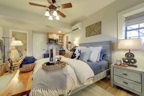 House (1 Bedroom) | Interior