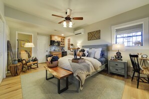 House (1 Bedroom) | Interior - Secluded Mtn-view Retreat in Mars Hill (Mars Hill)