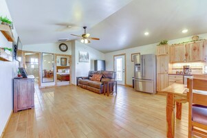 House (1 Bedroom) | Interior