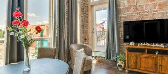 Loft-style Apt in Dtwn Monett: Pets Welcome!