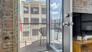 Apartment (1 Bedroom) | Interior