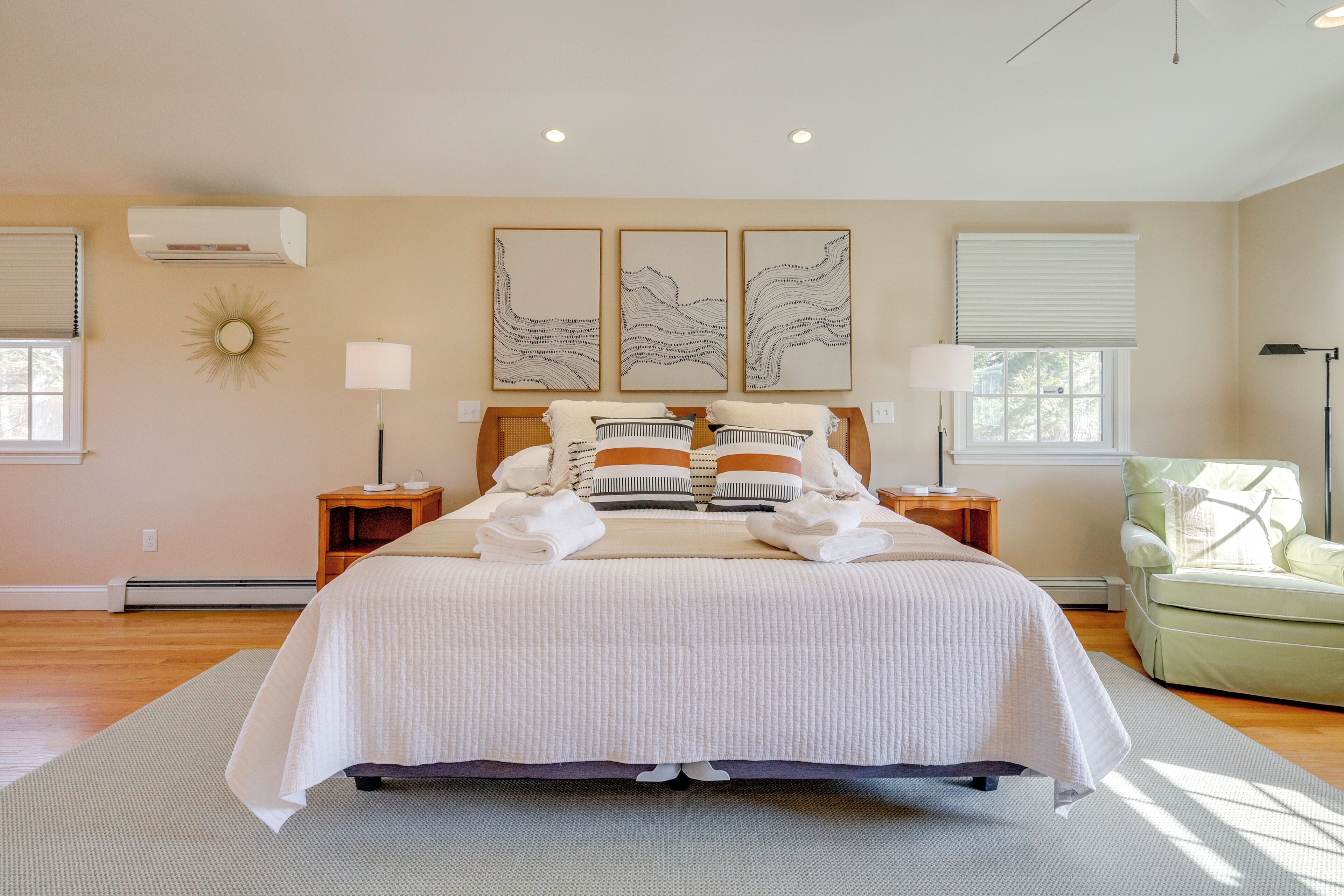 House (5 Bedrooms) | Interior
