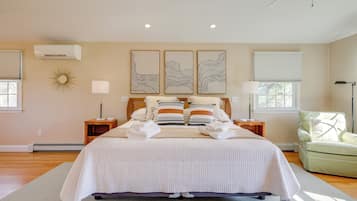 House (5 Bedrooms) | Interior
