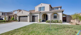 1 Mi to Heritage Lake Park: Duplex w/ Patio!