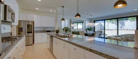 Huoneisto (3 Bedrooms) | Sisätilat